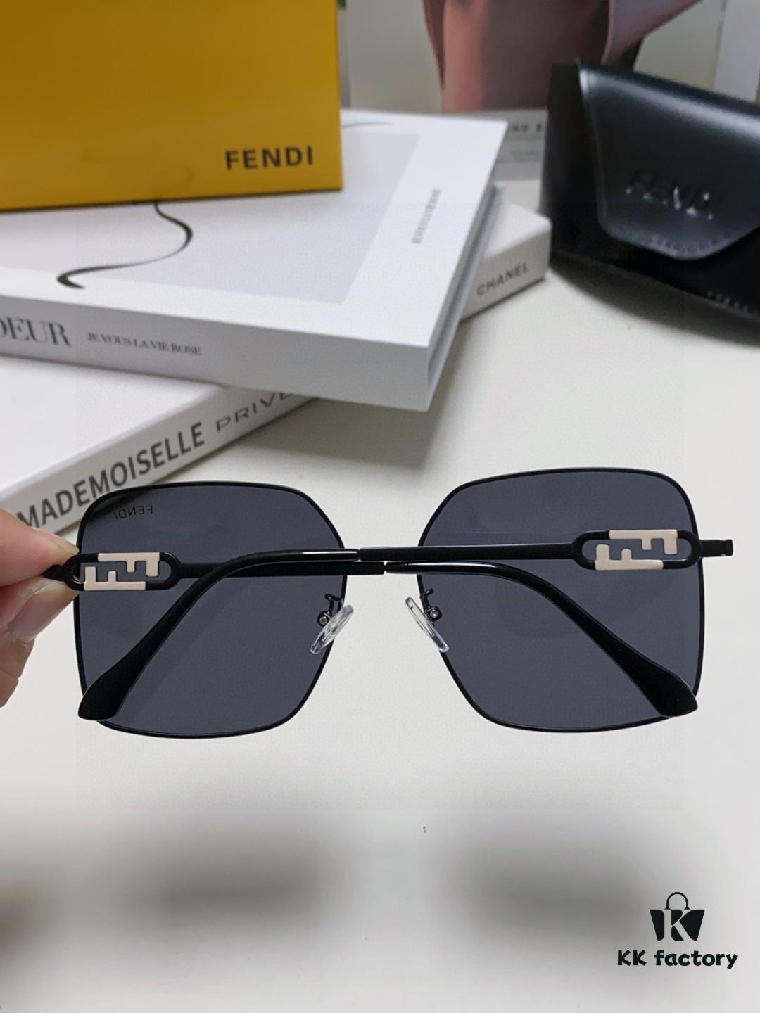 Fendi 2025 New Arrival Oversized Round Metal Sunglasses for Women, Flattering Large Frame Polarized UV Protection Sun Glasses