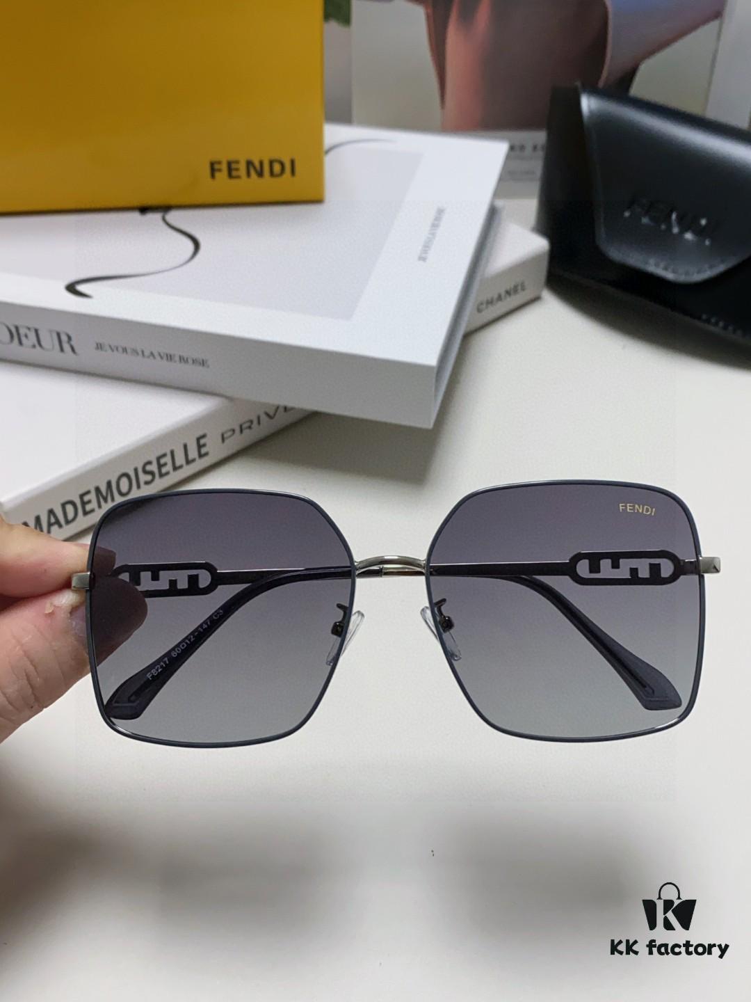 Fendi 2025 New Large Round Oversized Metal Sunglasses for Women, Slimming Polarized Sun Protection Eyewear