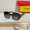 140 FENDI* FE40118 Sunglasses