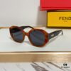 140 FENDI* FE40118 Sunglasses