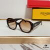 140 FENDI* FE40118 Sunglasses