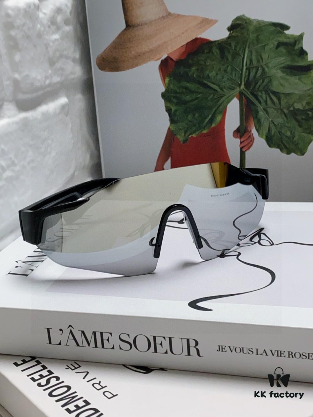 Fendi Running Glasses for Cycling and Marathon, Unisex Outdoor Windproof Sunglasses, Large Frame Sun Protection Eyewear