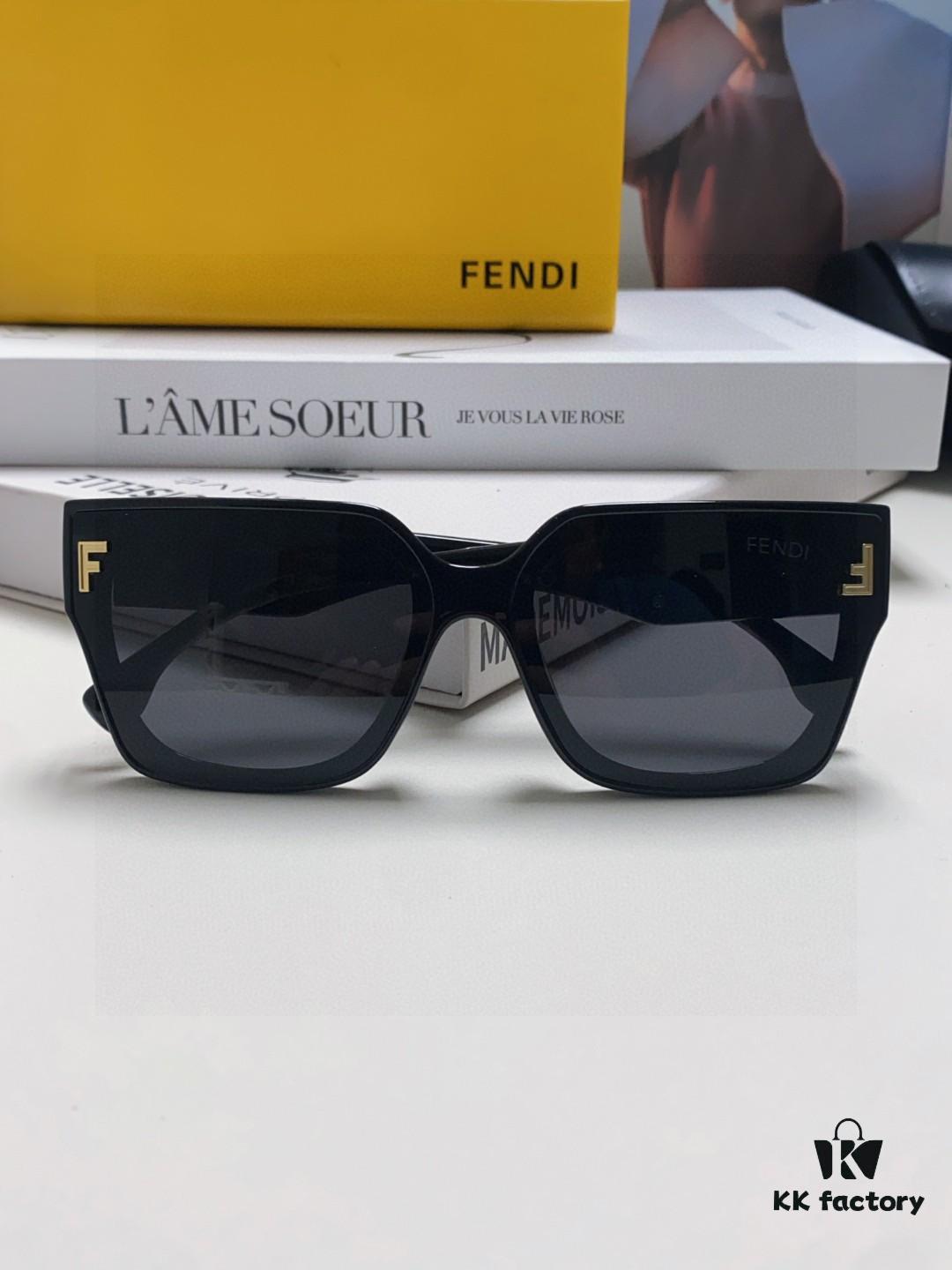FENDI 2024 New Logo Design Minimalist Fashion Women's Sunglasses with Seamless Mirror Lenses