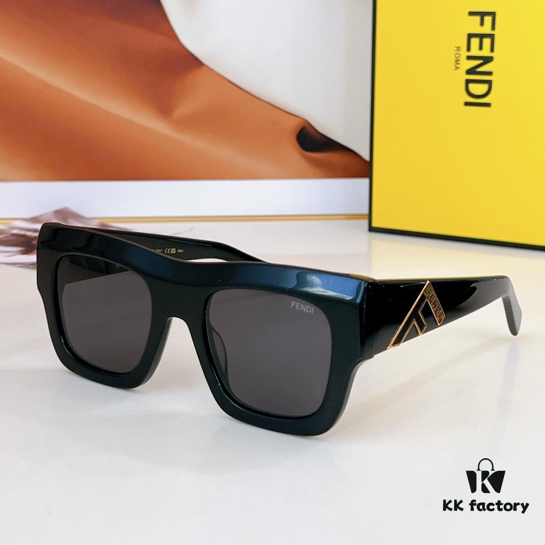 140 FENDI Mod: FE4080 Size: 52□23-142