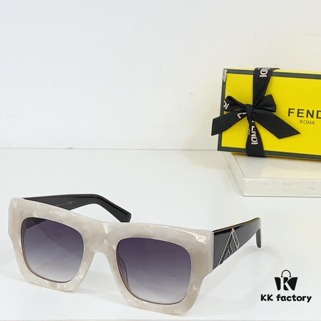 140 FENDI FE4080 Sunglasses, Size: 52-23-142