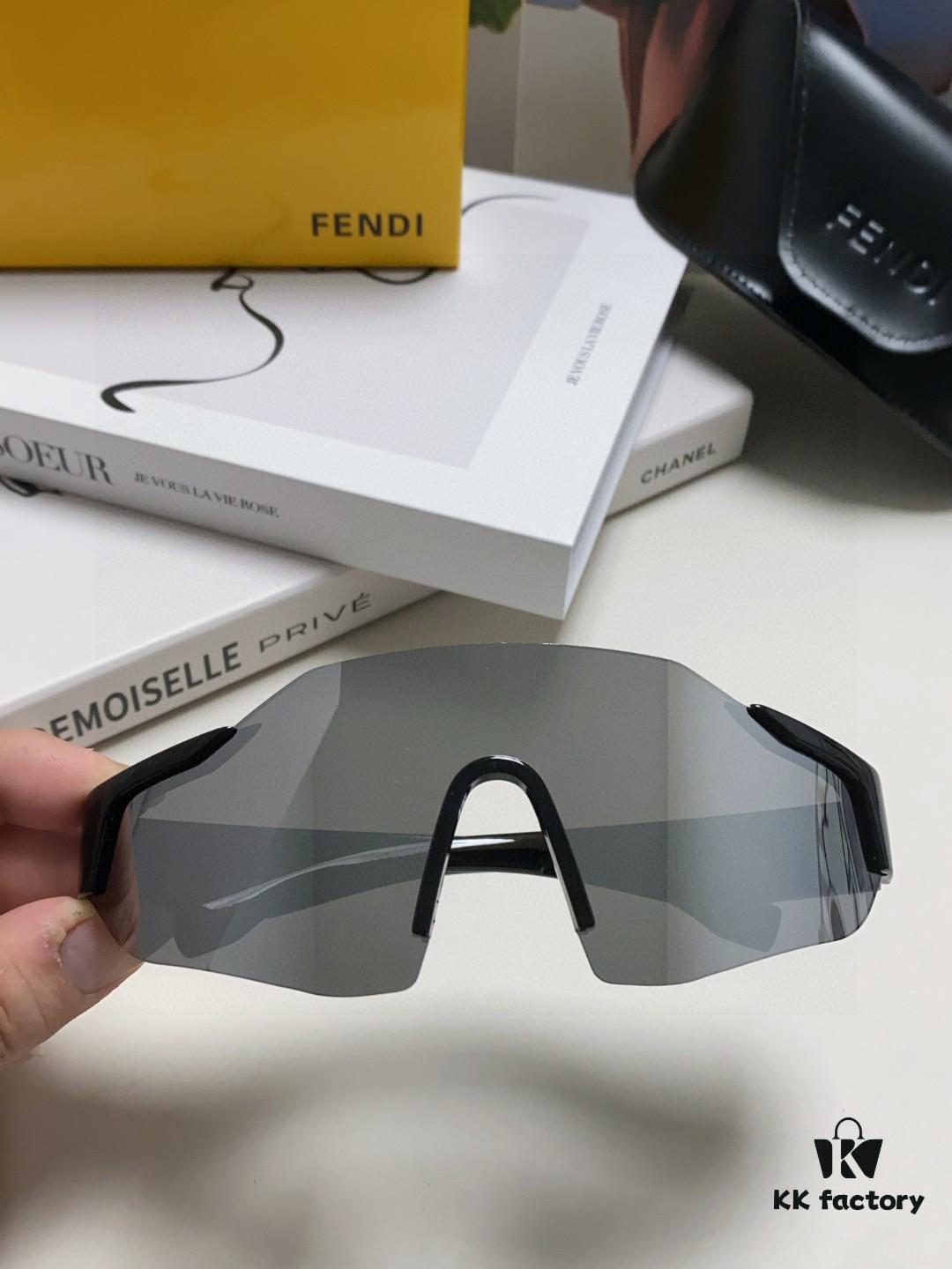 Fendi Running Glasses for Cycling and Marathon Sports, Unisex Outdoor Windproof Sunglasses with Oversized Frame
