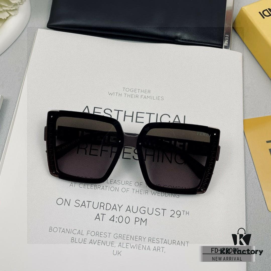 FENDI Italy | Polarized Sunglasses with TR90 Frame and POLAROID Lens