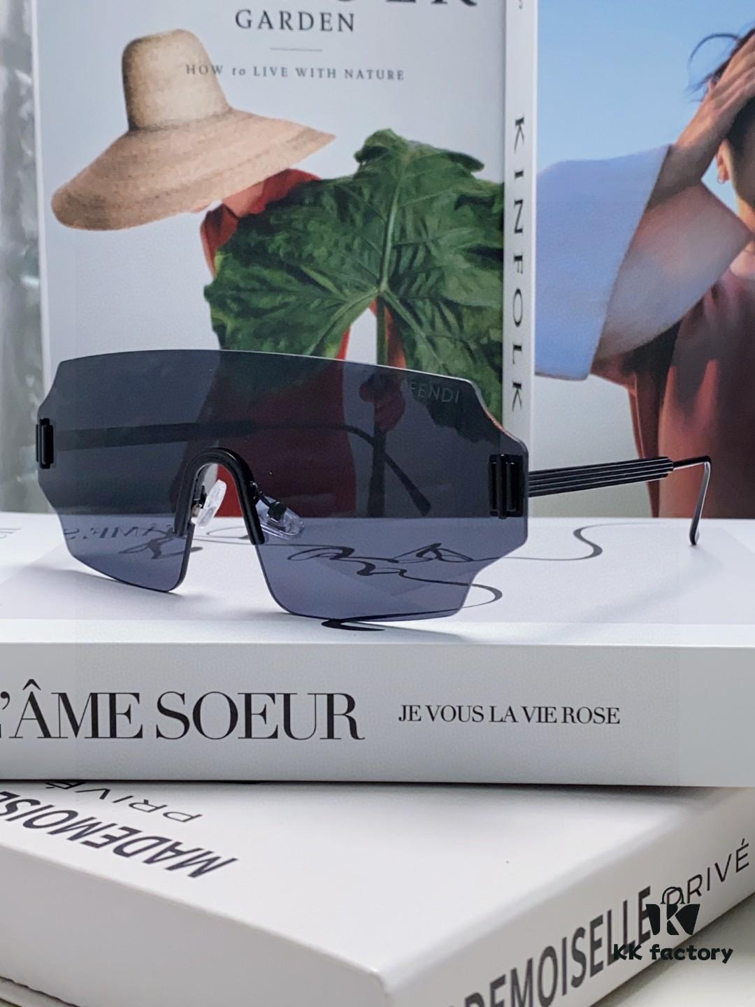 FENDI 2024 New Arrival Men's Fashionable Avant-Garde Mask-Style Sunglasses, Frameless One-Piece Ocean Lens Unisex Oversized UV-Protective Windproof Shades