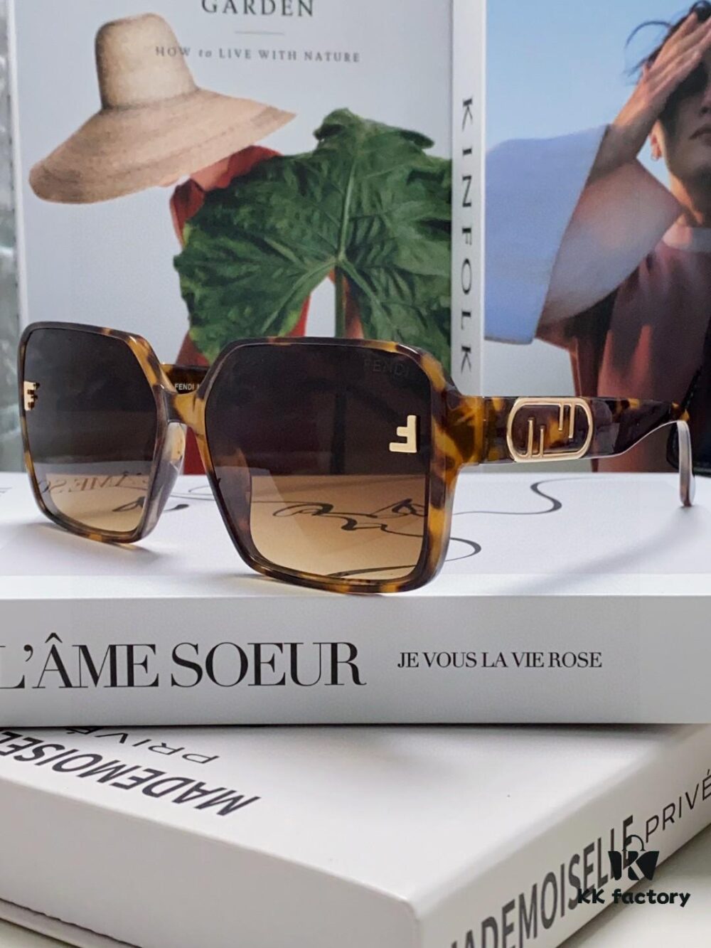 Fendi 2024 New Arrival Trendy European-American Style Square Sunglasses for Women, High-End Fashion UV-Protective Sunglasses In Stock