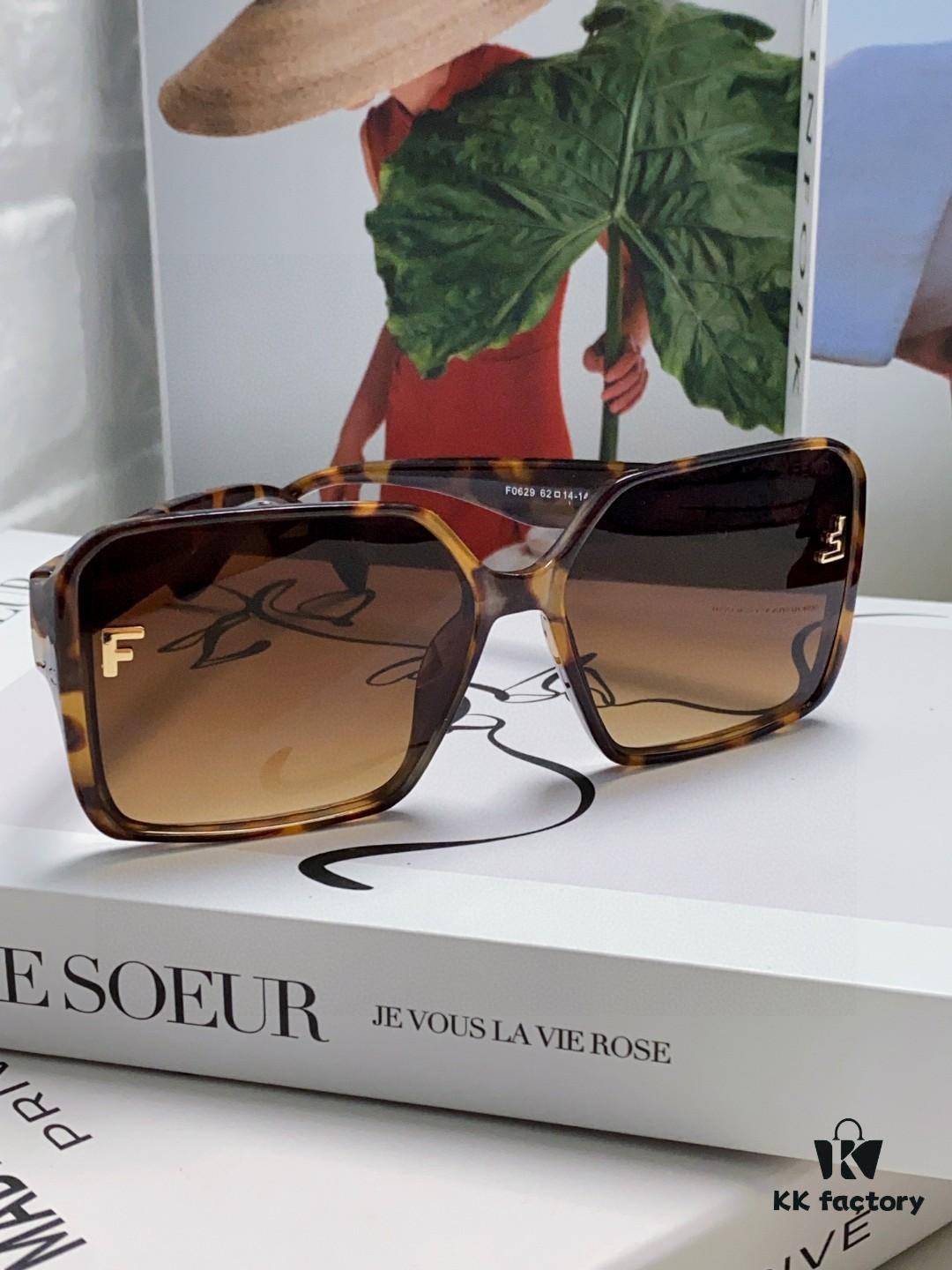 Fendi 2024 New Arrival Trendy European-American Style Square Sunglasses for Women, High-End Fashion UV-Protective Sunglasses In Stock