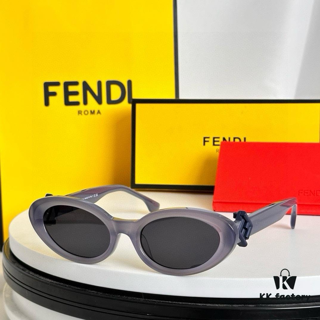 FENDI MODEL: FE40150 SIZE: 53□19-145 Sunglasses