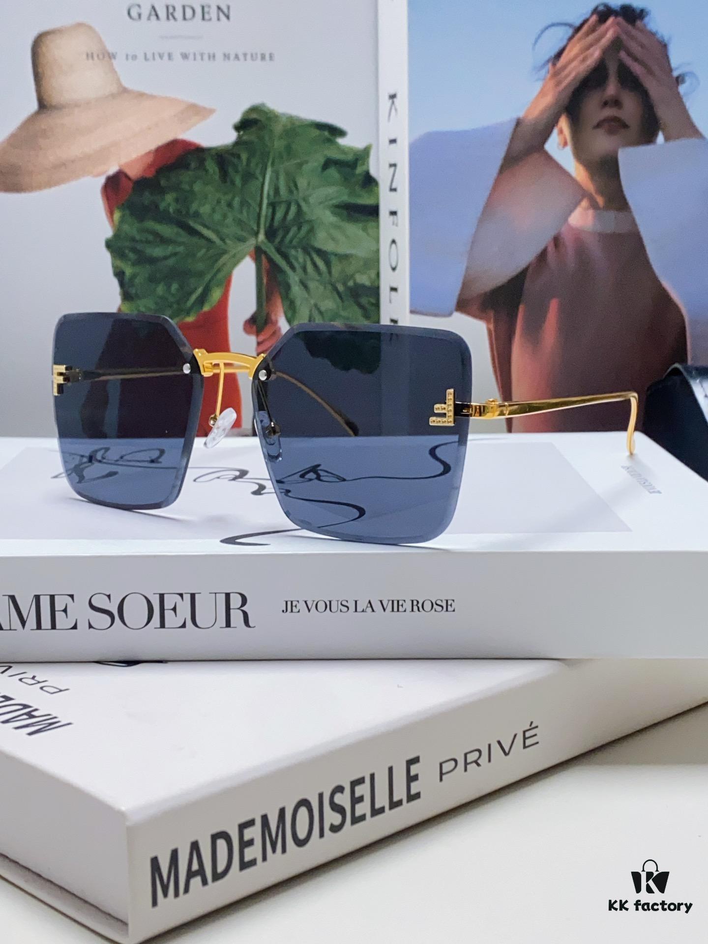 Fendi 2024 New Arrival Exquisite F Diamond Metal Square Frameless Sunglasses Unisex UV Protection Shades FE4082US