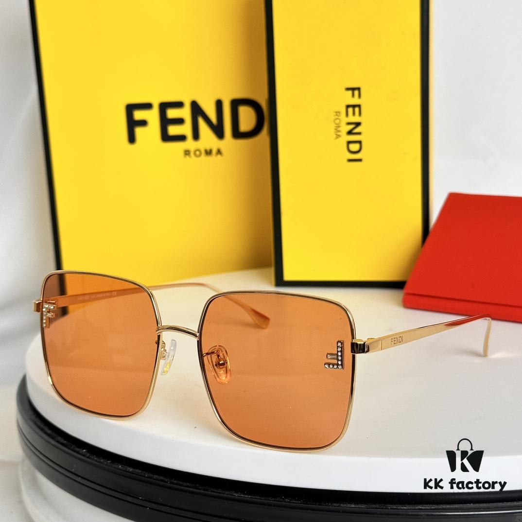 FENDI FE4076U Minimalist and Elegant Square Frame, Stylish Face-Framing Design with Mirror-Inlaid Full Rhinestone Logo