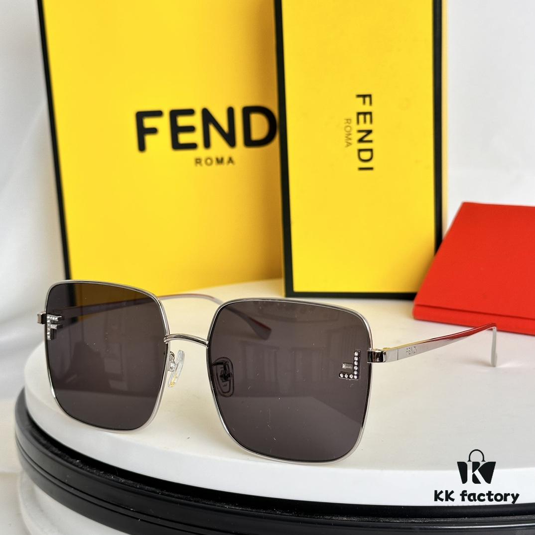 FENDI FE4076U Minimalist and Elegant Square Frame, Stylish Face-Framing Design with Mirror-Inlaid Full Rhinestone Logo