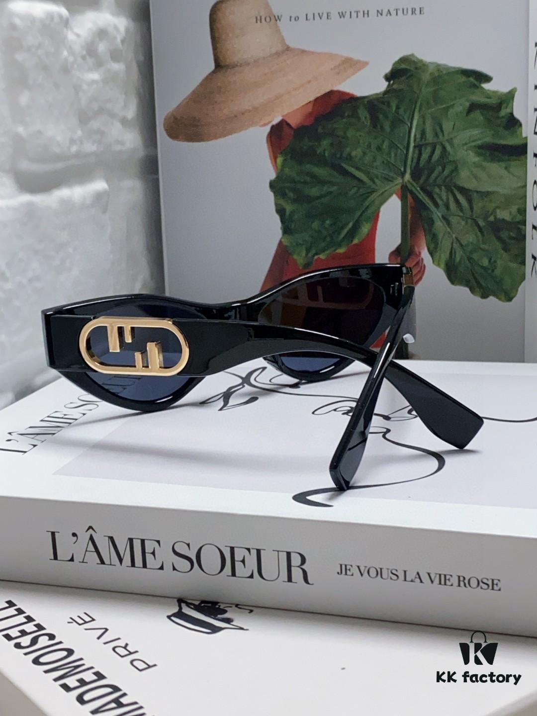 Fendi Cat-Eye Sunglasses for Women, Fashion Metal Logo Design, High-End Stylish and Versatile Sun Glasses