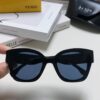 FENDI Fendi Newly Designed Logo, Minimalist and Stylish, Featuring Seamless Mirror Lenses