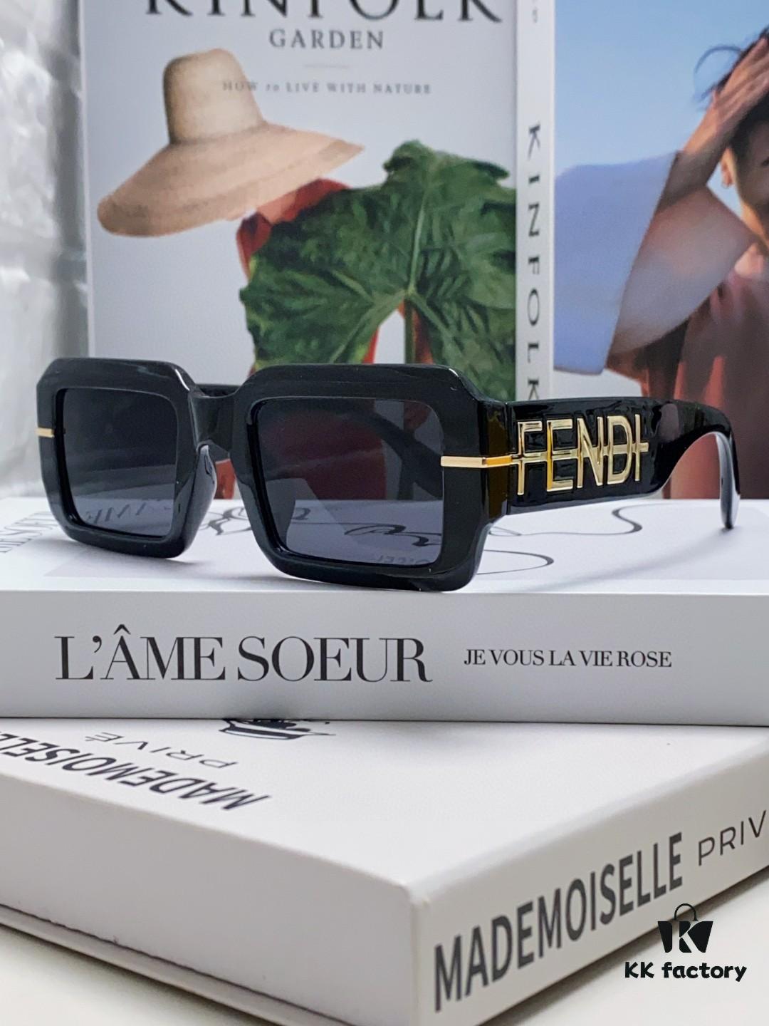 Fendi New Square Sunglasses for Men and Women, Fashionable Streetwear Style Shades