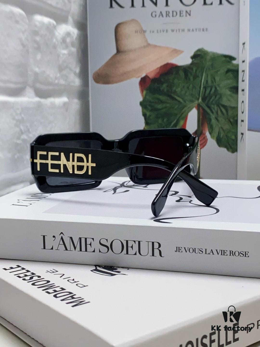 Fendi New Square Sunglasses for Men and Women, Fashionable Streetwear Style Shades