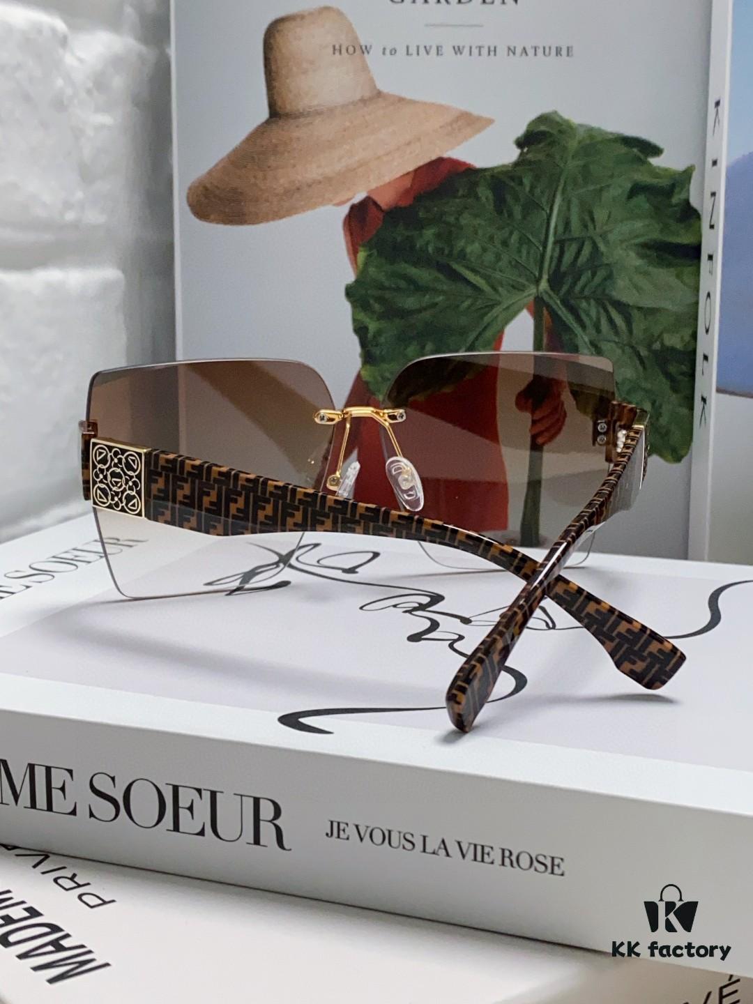 FENDI 2024 Spring New Arrival Trendy Fashion Square Polarized Sunglasses for Women, High-Quality Comfortable Wear, Influencer Popular Style