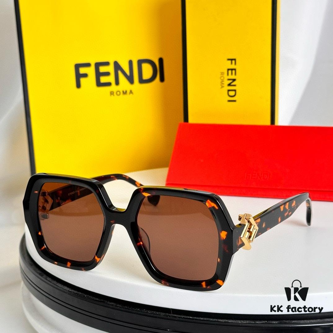 FENDI Sunglasses