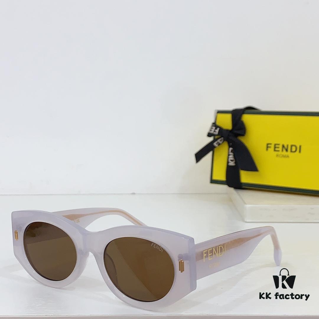 140 Fendi* FOL083V Sunglasses
