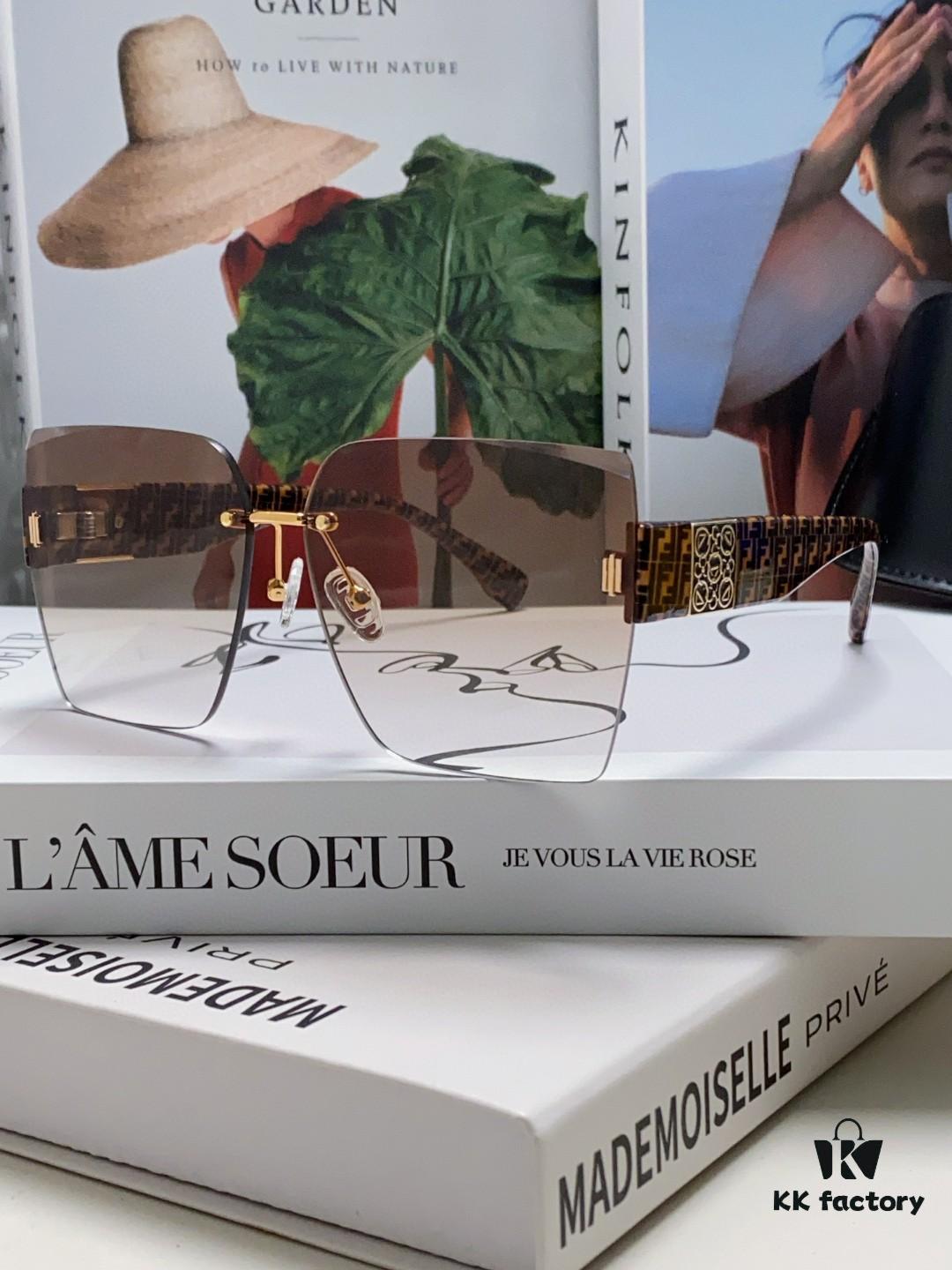 FENDI 2024 Spring New Arrival Trendy Fashion Square Polarized Sunglasses for Women High-Quality Comfortable Wear Influencer Style HD Polarized Sun Glasses