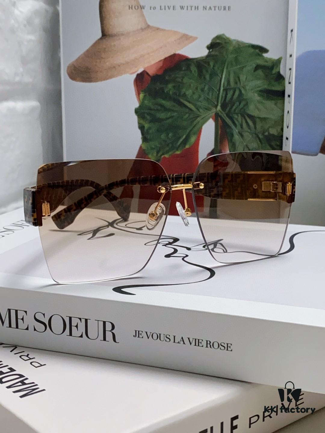 FENDI 2024 Spring New Arrival Trendy Fashion Square Polarized Sunglasses for Women High-Quality Comfortable Wear Influencer Style HD Polarized Sun Glasses