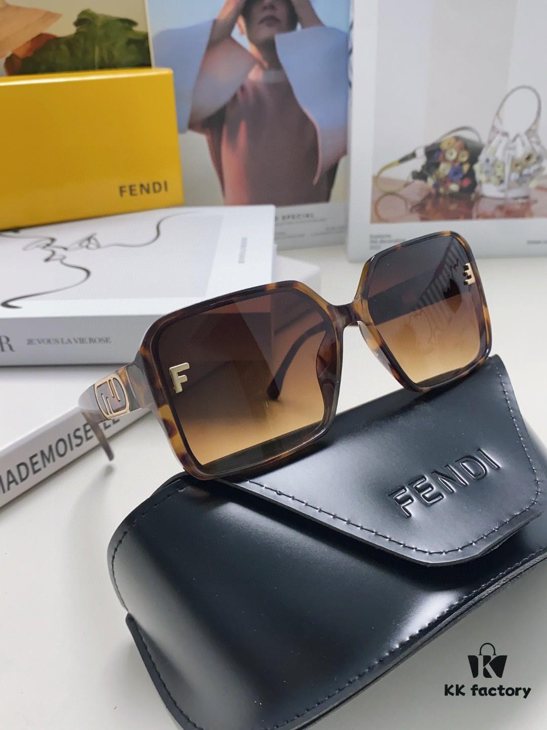 Fendi 2024 New Arrival Trendy European and American Style Square Sunglasses for Women, High-End Fashion UV Protection Sunglasses In Stock