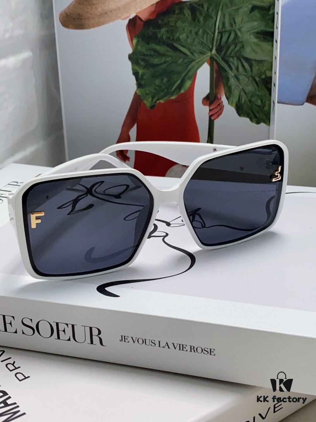 Fendi 2024 New Arrival Trendy European-American Style Square Sunglasses for Women, High-End Fashion UV-Protective Sunglasses In Stock