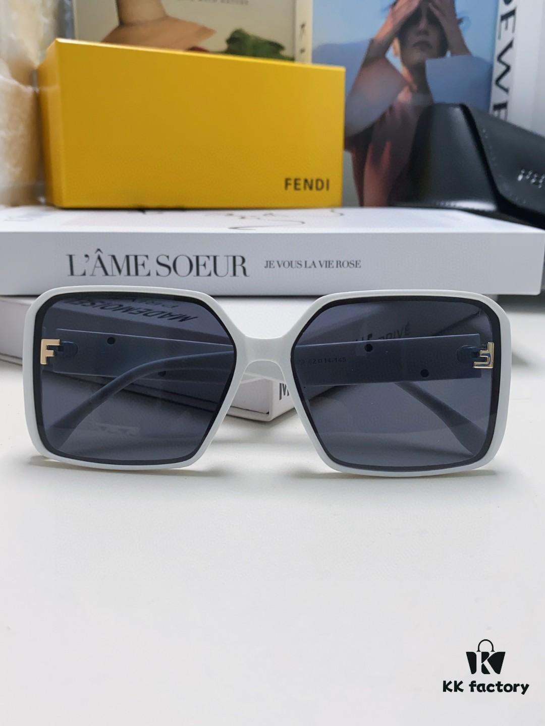 Fendi 2024 New Arrival Trendy European-American Style Square Sunglasses for Women, High-End Fashion UV-Protective Sunglasses In Stock