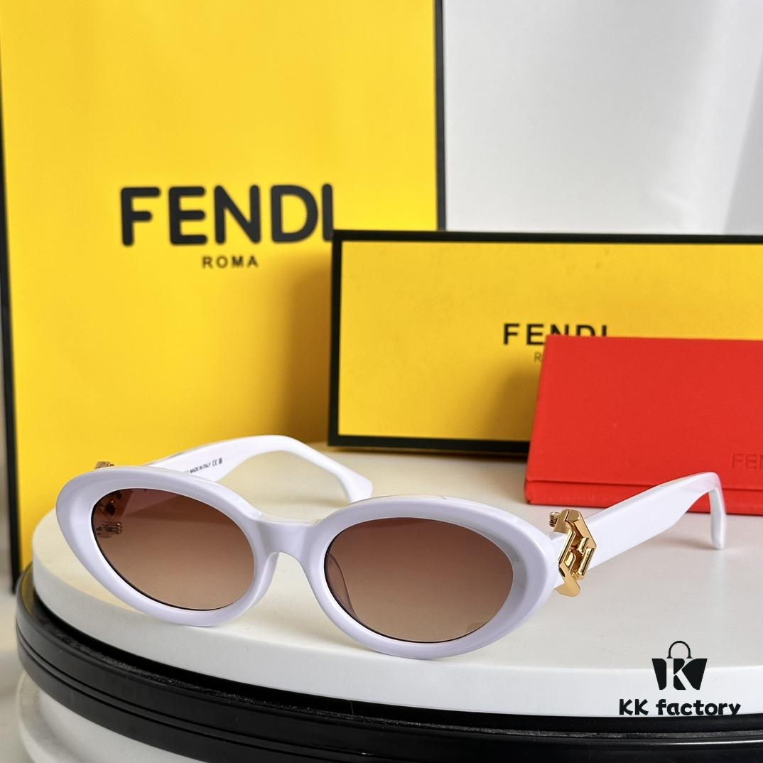 FENDI MODEL: FE40150 SIZE: 53□19-145 Sunglasses