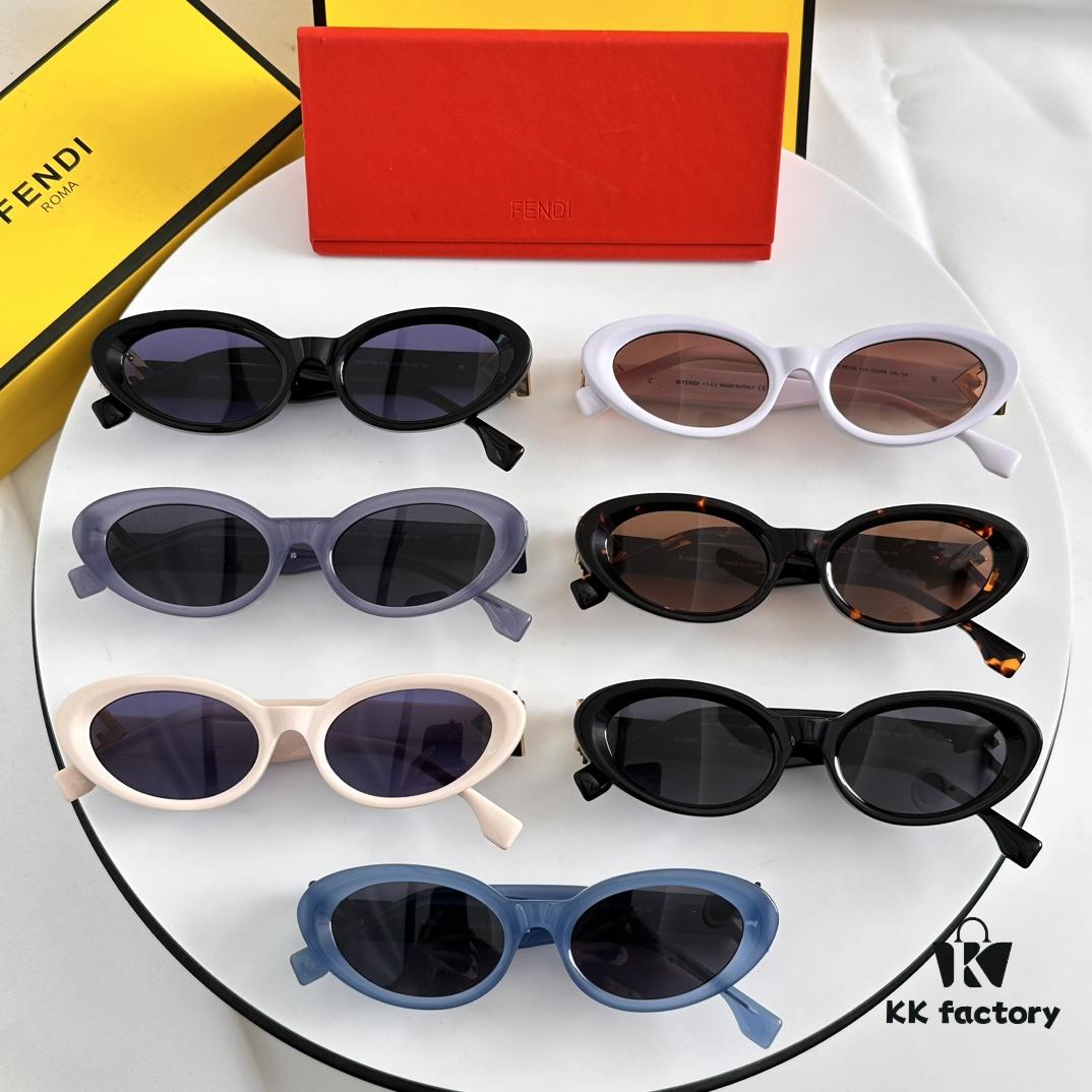 FENDI MODEL: FE40150 SIZE: 53□19-145 Sunglasses