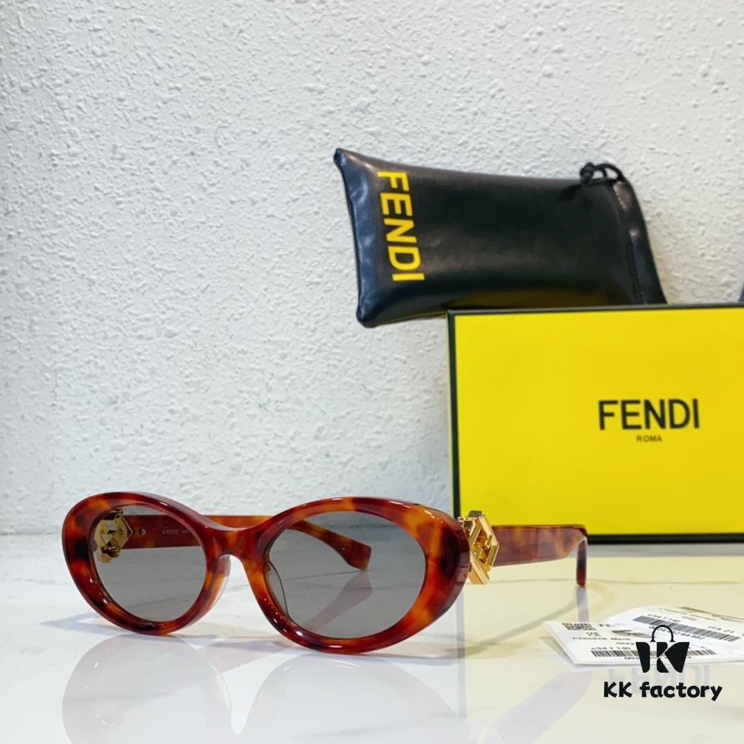 FENDI FF40150I Sunglasses
