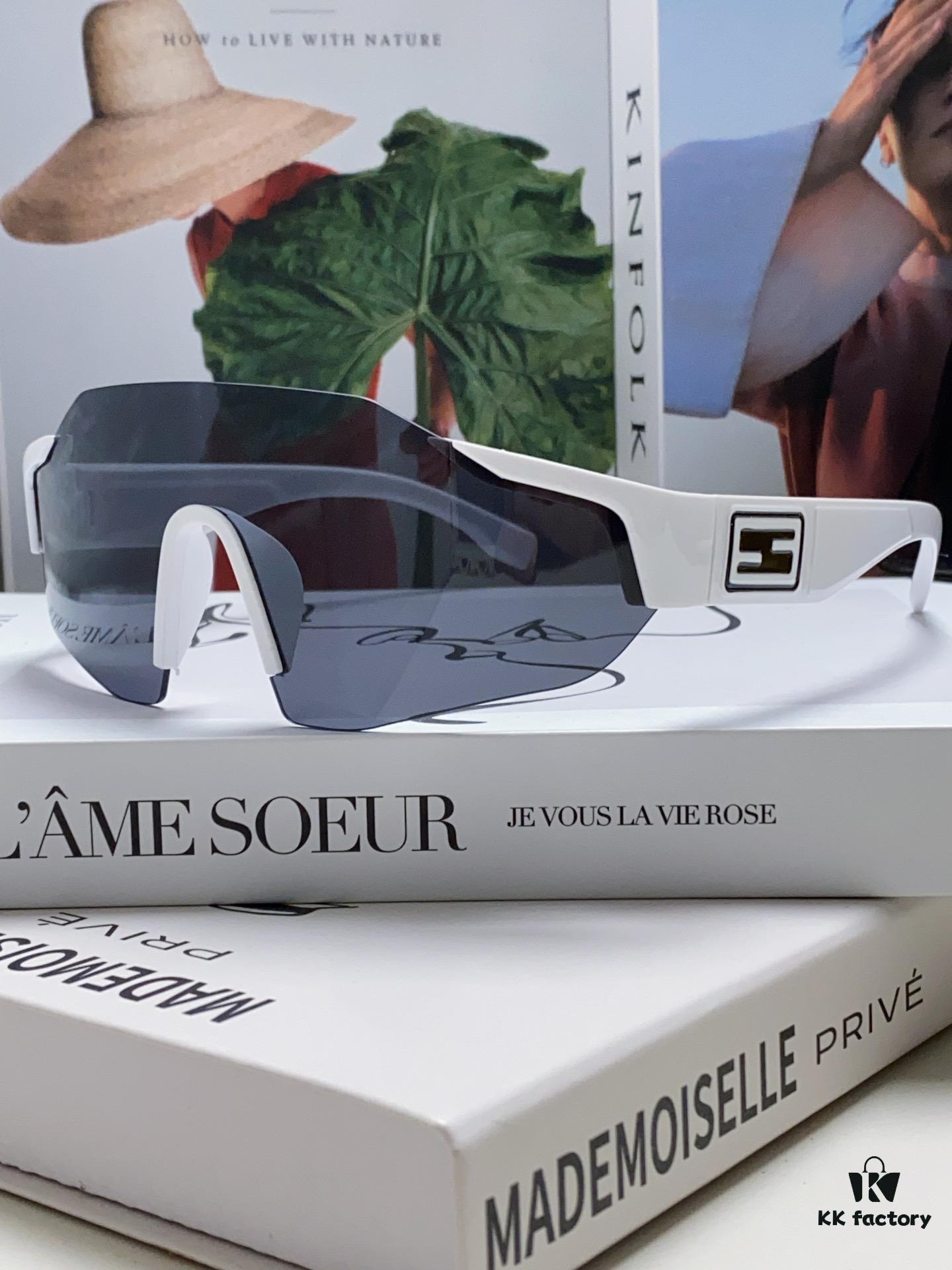 Fendi Running Glasses for Cycling and Marathon Sports, Unisex Outdoor Windproof Sunglasses, Large-Frame Sun Protection Eyewear