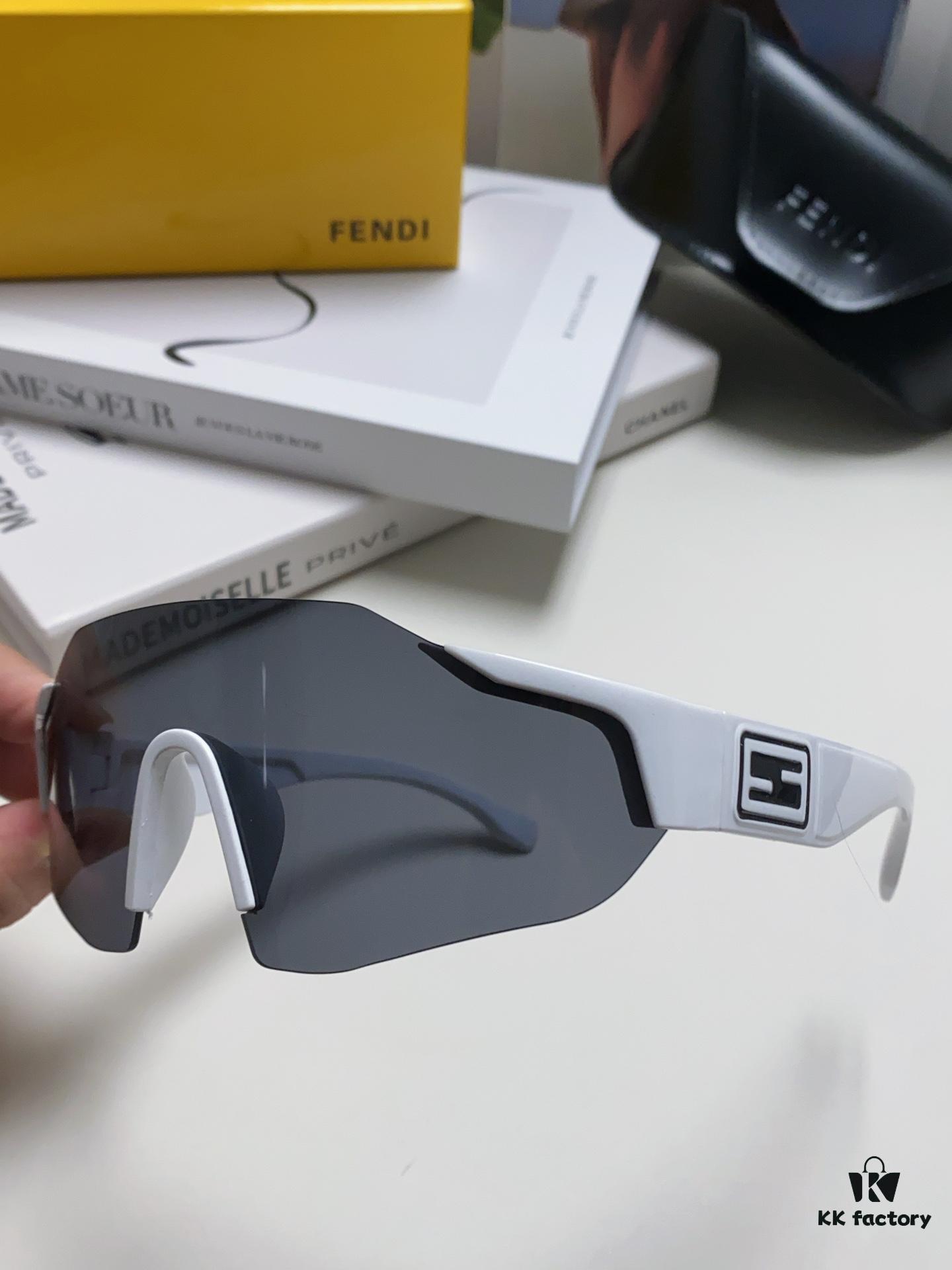 Fendi Running Glasses for Cycling and Marathon Sports, Unisex Outdoor Windproof Sunglasses, Large-Frame Sun Protection Eyewear