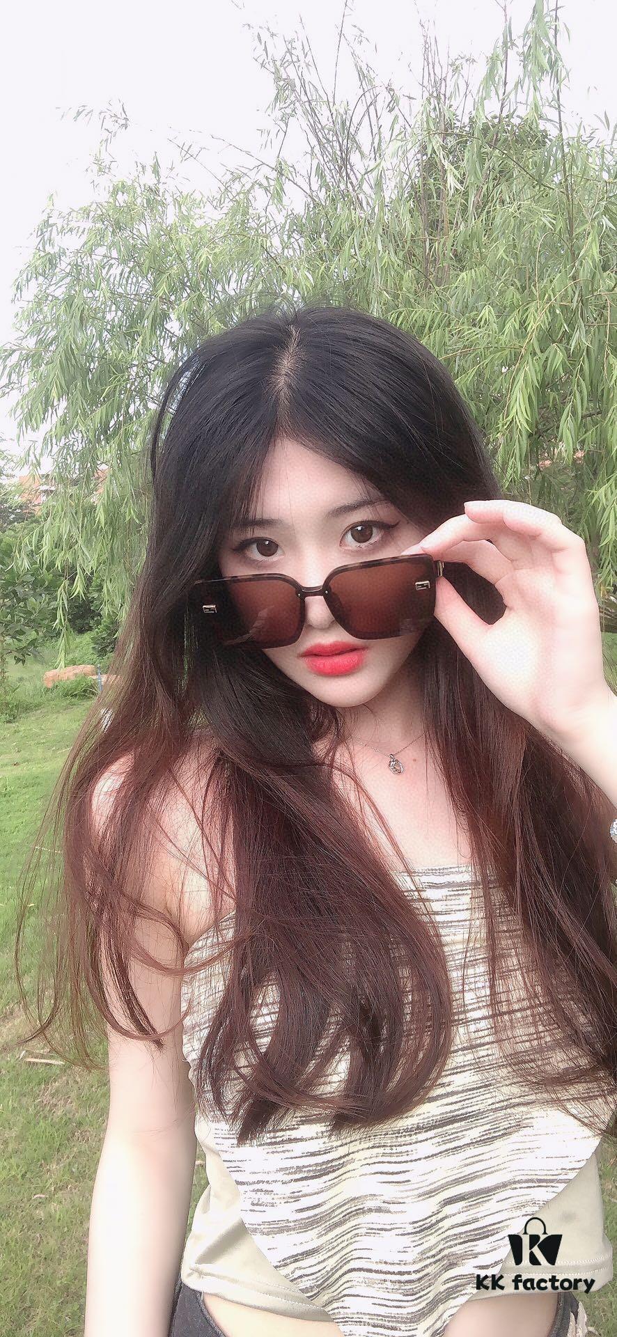 FENDI Original Quality Women's Polarized Sunglasses with TR90 Frame: Imported Polarized HD Lenses