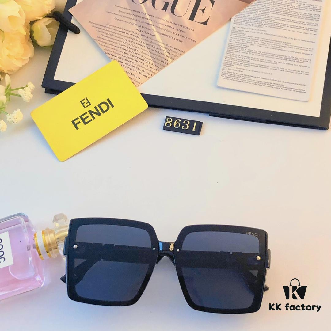 Fendi-Inspired Stylish Square Oversized Sunglasses for Women, Ultra-Black Large Frame Sunglasses that Slim the Face, Fashionable Street Snap Shades with Instagram Influencer Aesthetic