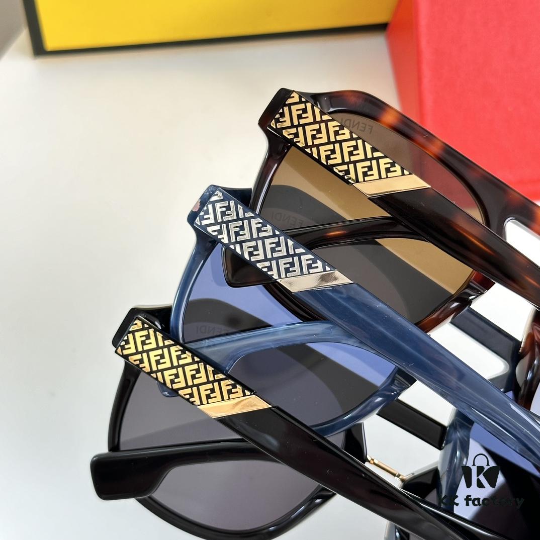 Fendi Sunglasses Model FE40026U Size 55□22-145