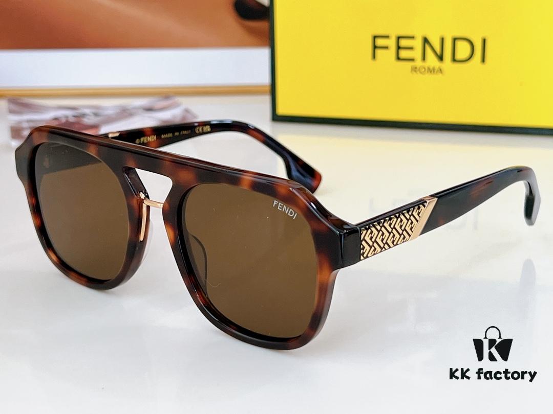 Fendi FE40026U Sunglasses