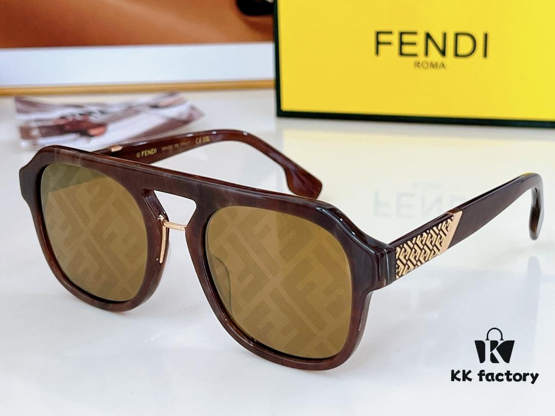 Fendi FE40026U Sunglasses