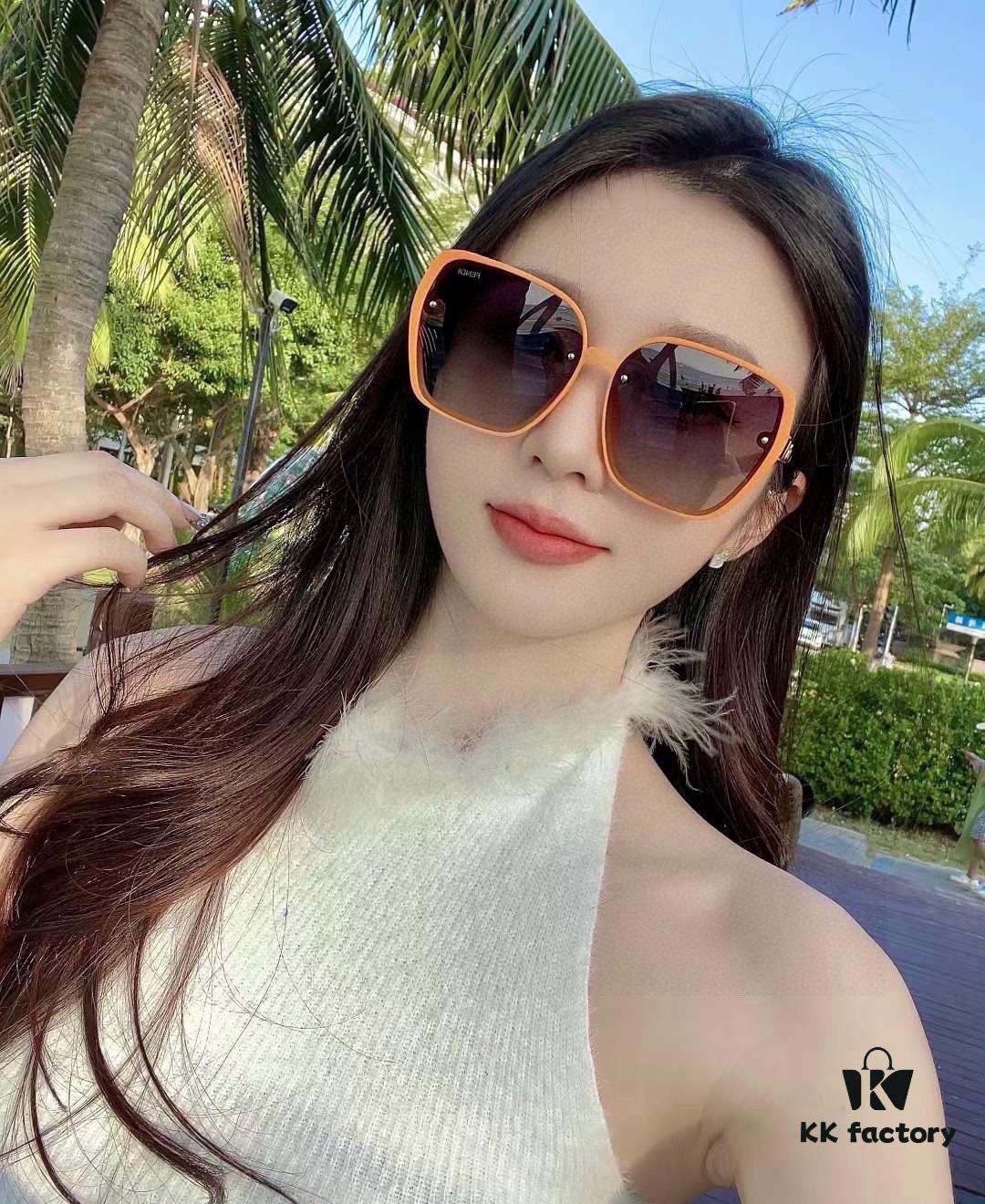 Fendi Women's Polarized Sunglasses, Fashionable Face-Framing Design, Luxury Brand Style, Model 7233