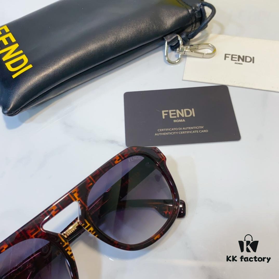 Fendi FE40026U Sunglasses Unisex 55□22-145