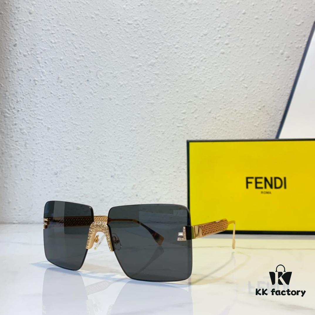 FENDI FE4083 Sunglasses