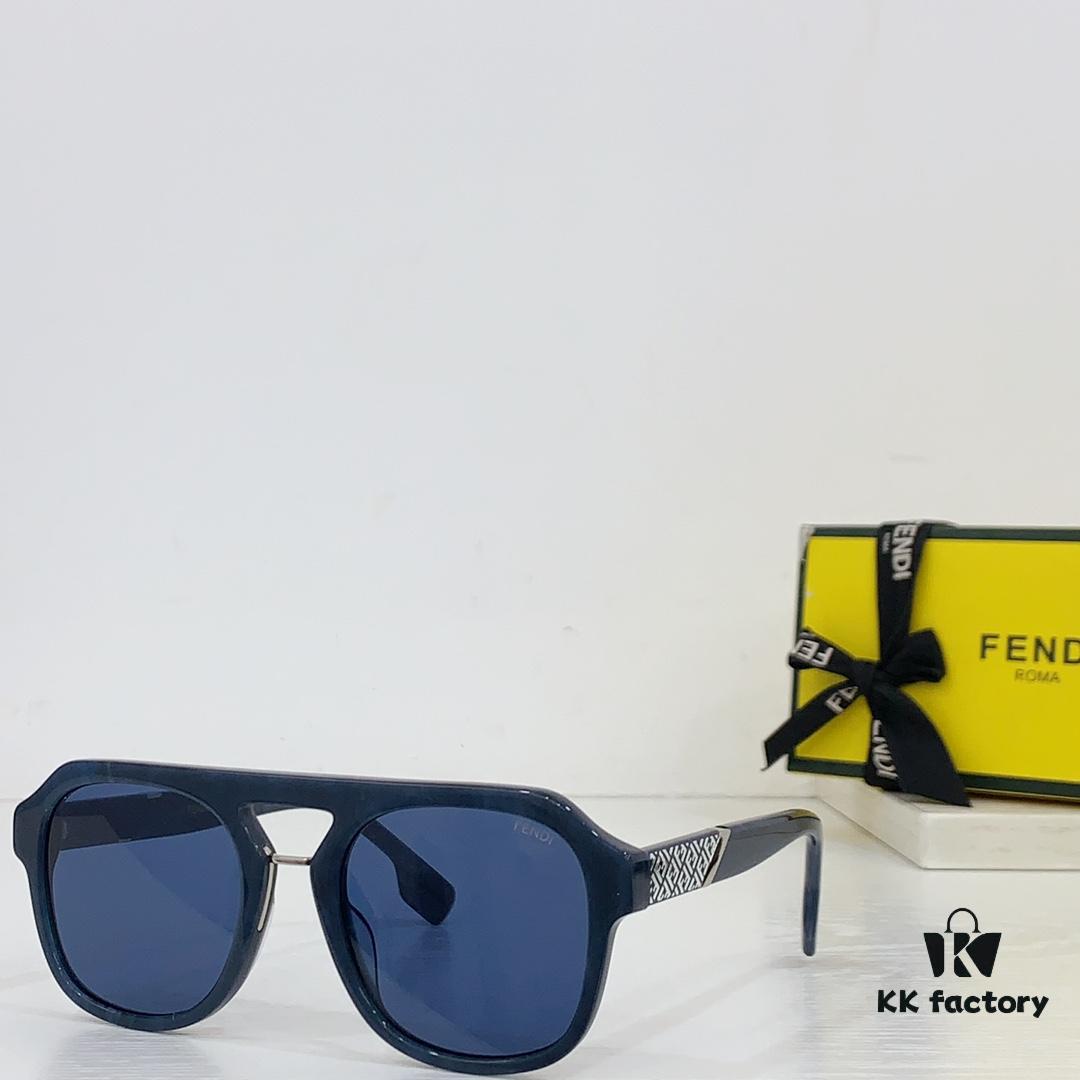 Fendi FE40026U Sunglasses, Size 55-22-145