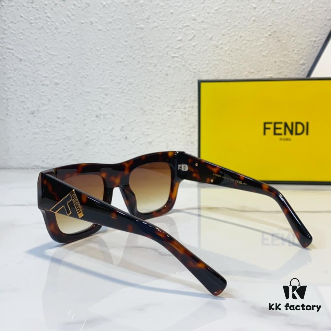 FENDI MOD: 4080 Size: 52 □ 23 142 Sunglasses