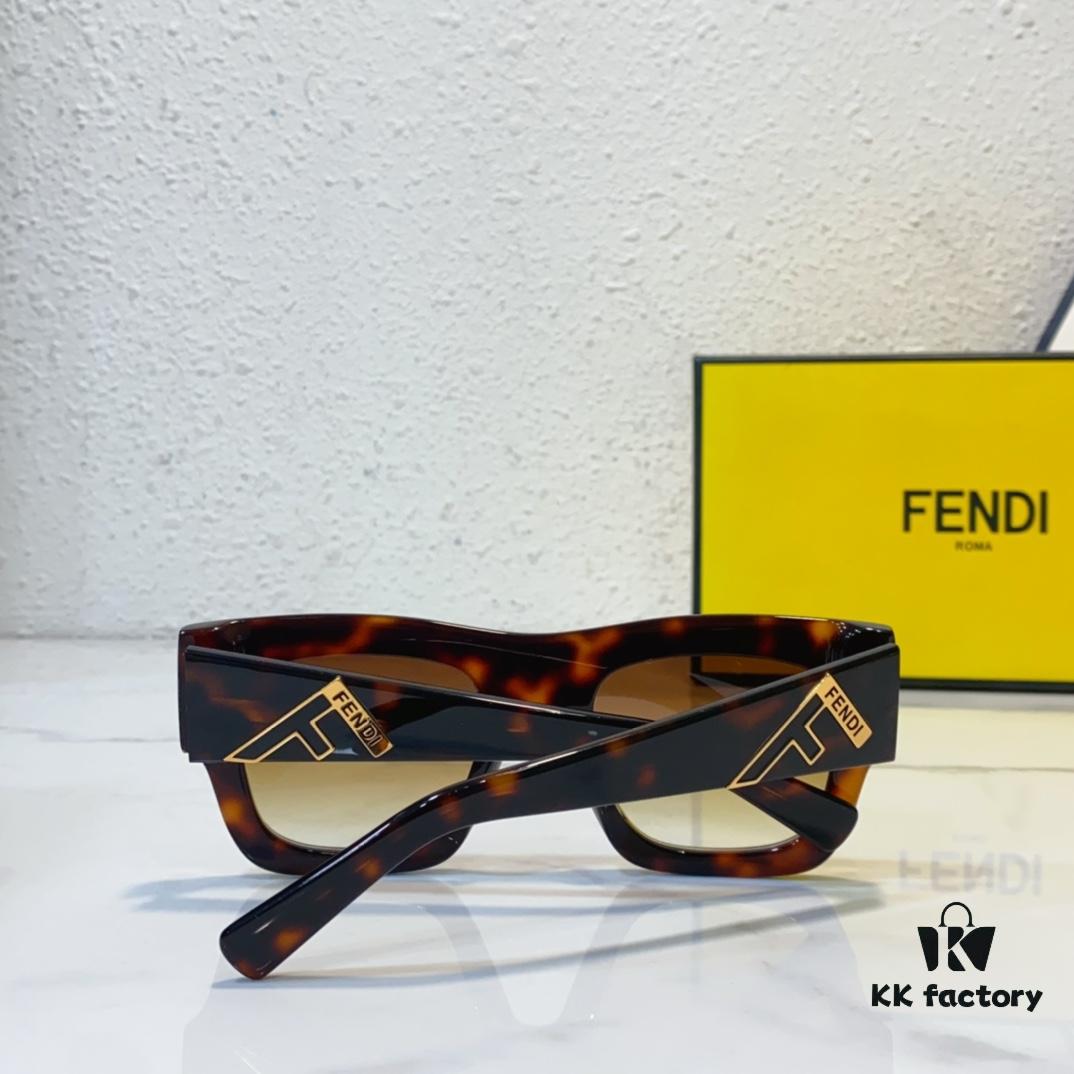 FENDI MOD: 4080 Size: 52 □ 23 142 Sunglasses
