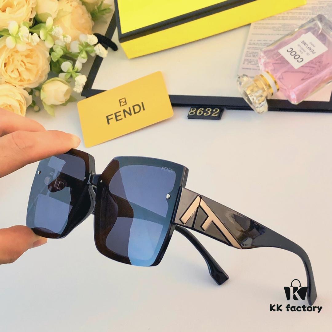 Fendi New Retro Oversized Square Sunglasses for Women, Fashionable European and American Style Street Snap Celebrity Sun Glasses