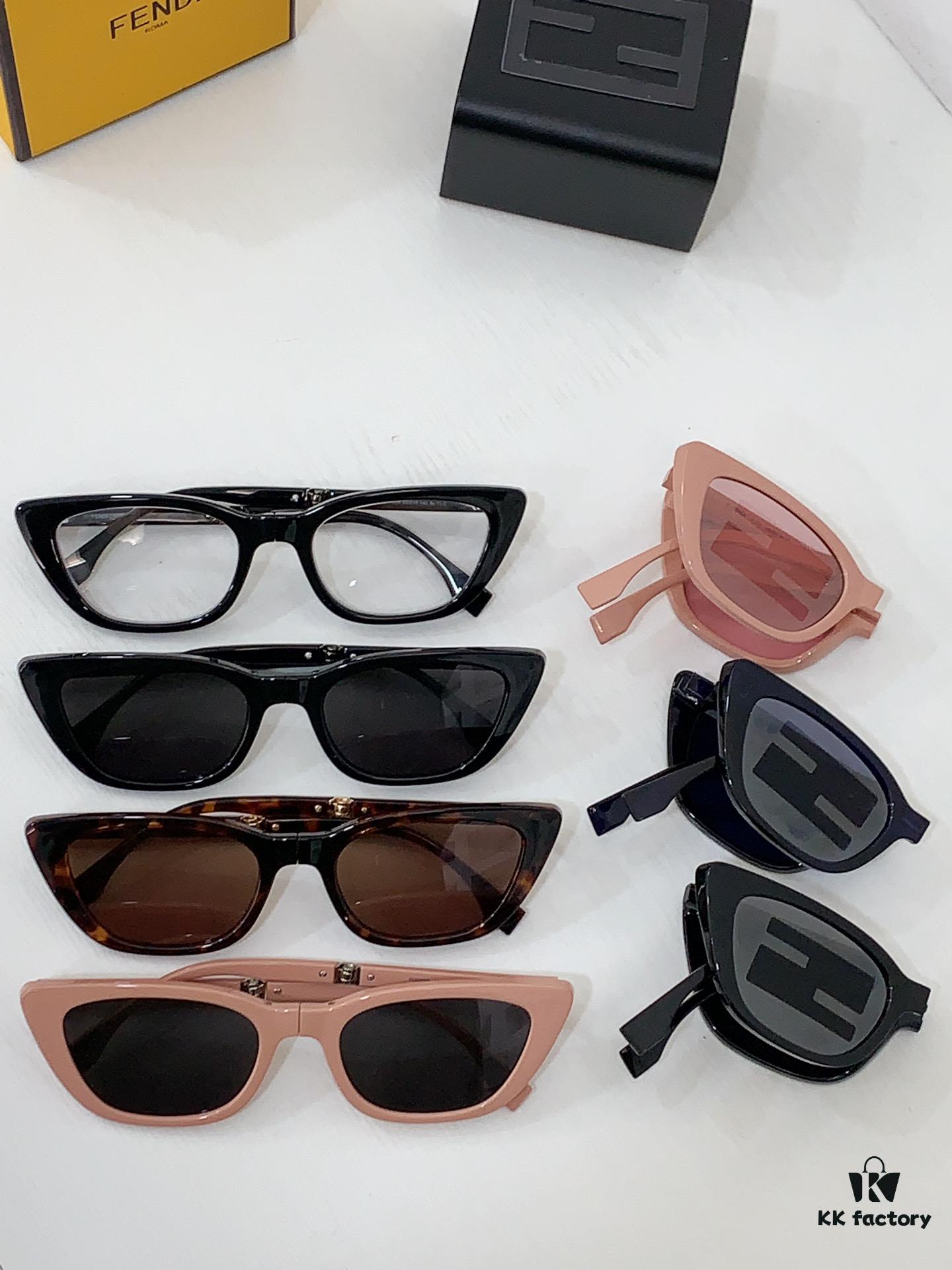 Fendi Folding Sunglasses with Logo Subtle Pattern