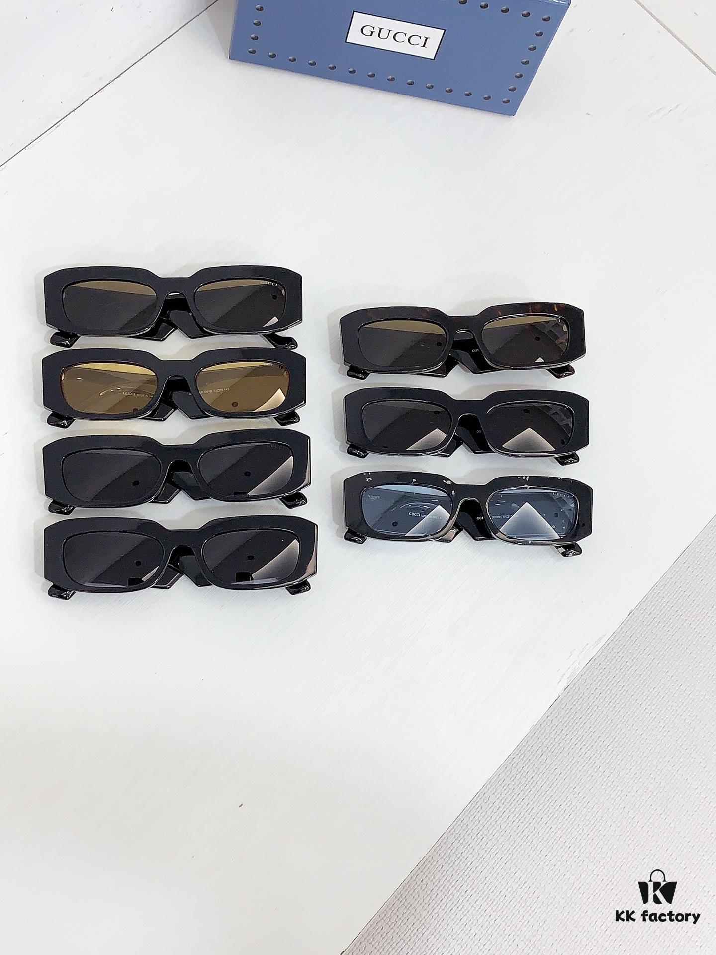 95 GUCCI GG1426S Sunglasses Size 54-19-145