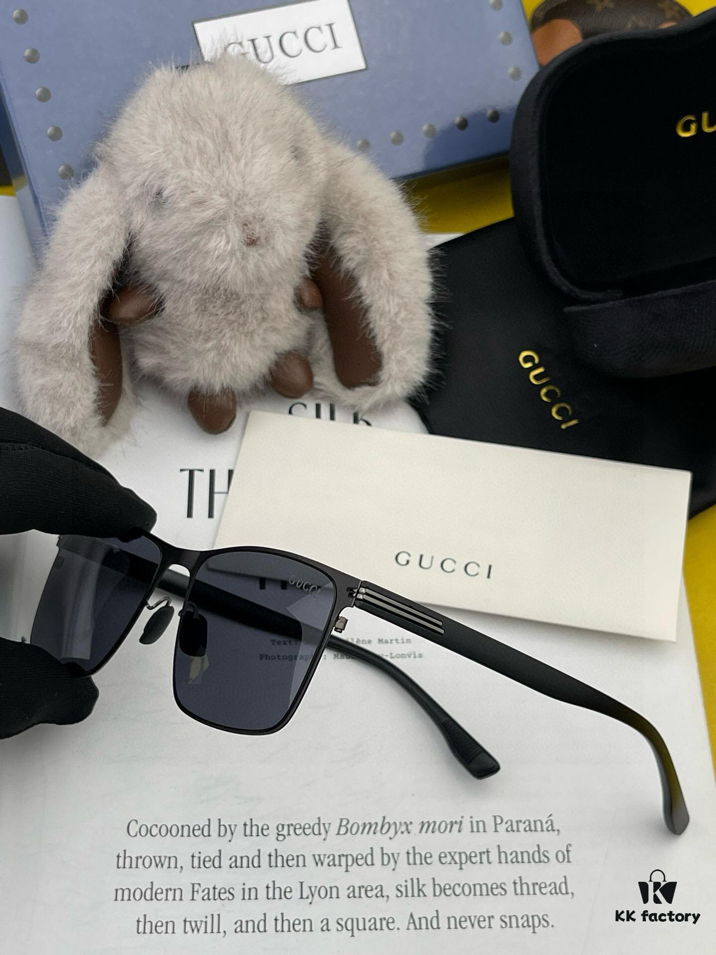 GUCCI Men's Colorful Pilot Polarized Sunglasses G9227